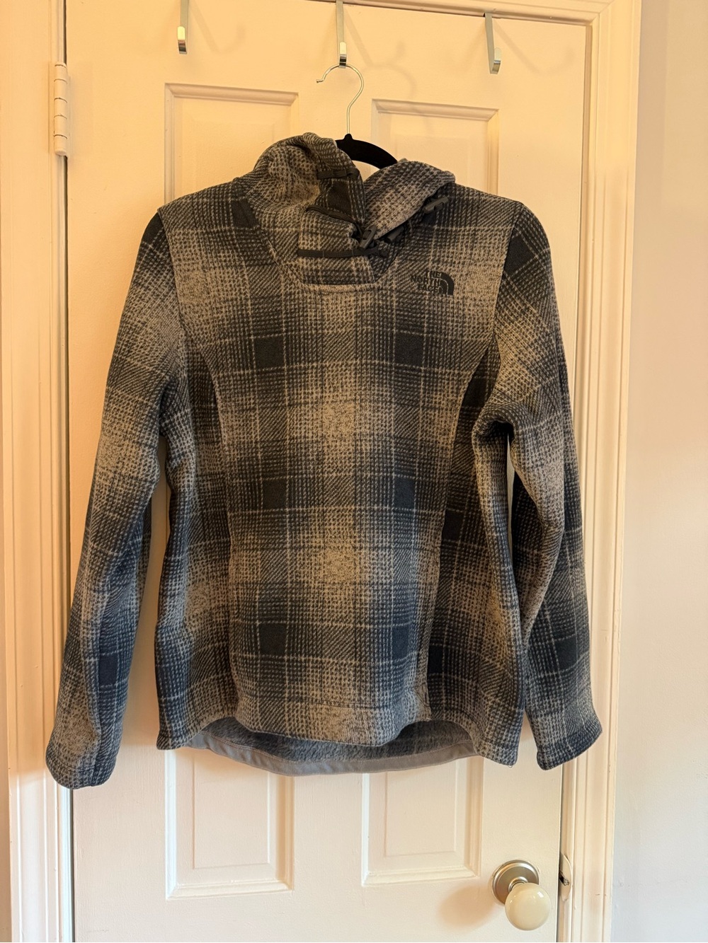 The North Face Gray Plaid Hooded Fleece Pullover
